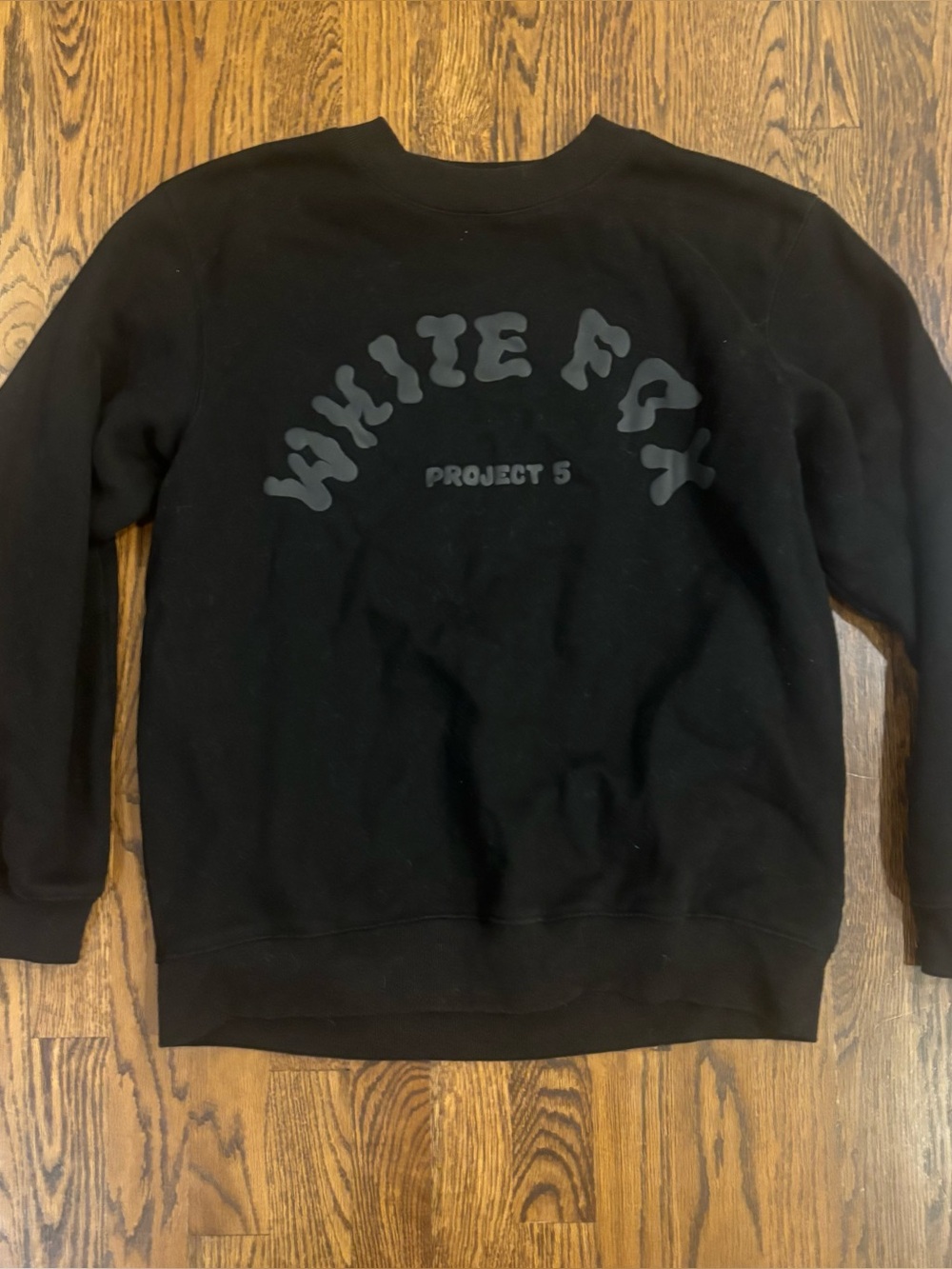 White Fox Boutique "Project 5" Crewneck S/M